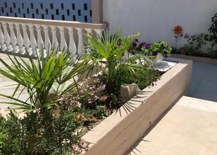 Casa de hóspedes Lemar Sárti