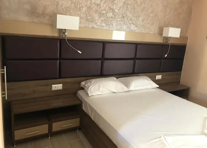 Lemar Casa de hóspedes Sárti