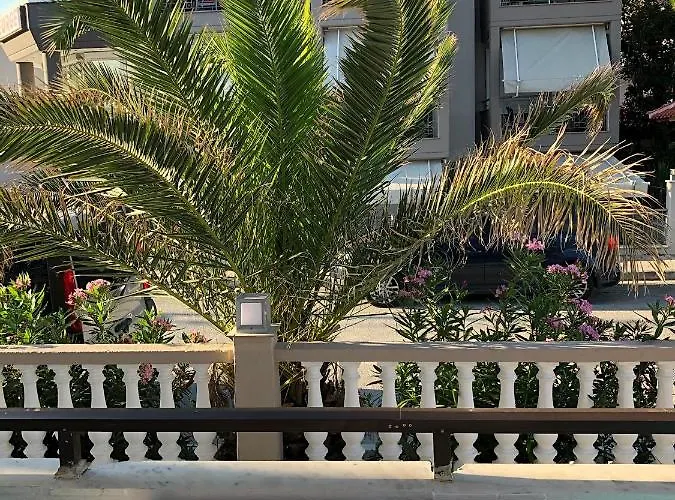 Casa de hóspedes Lemar Sárti